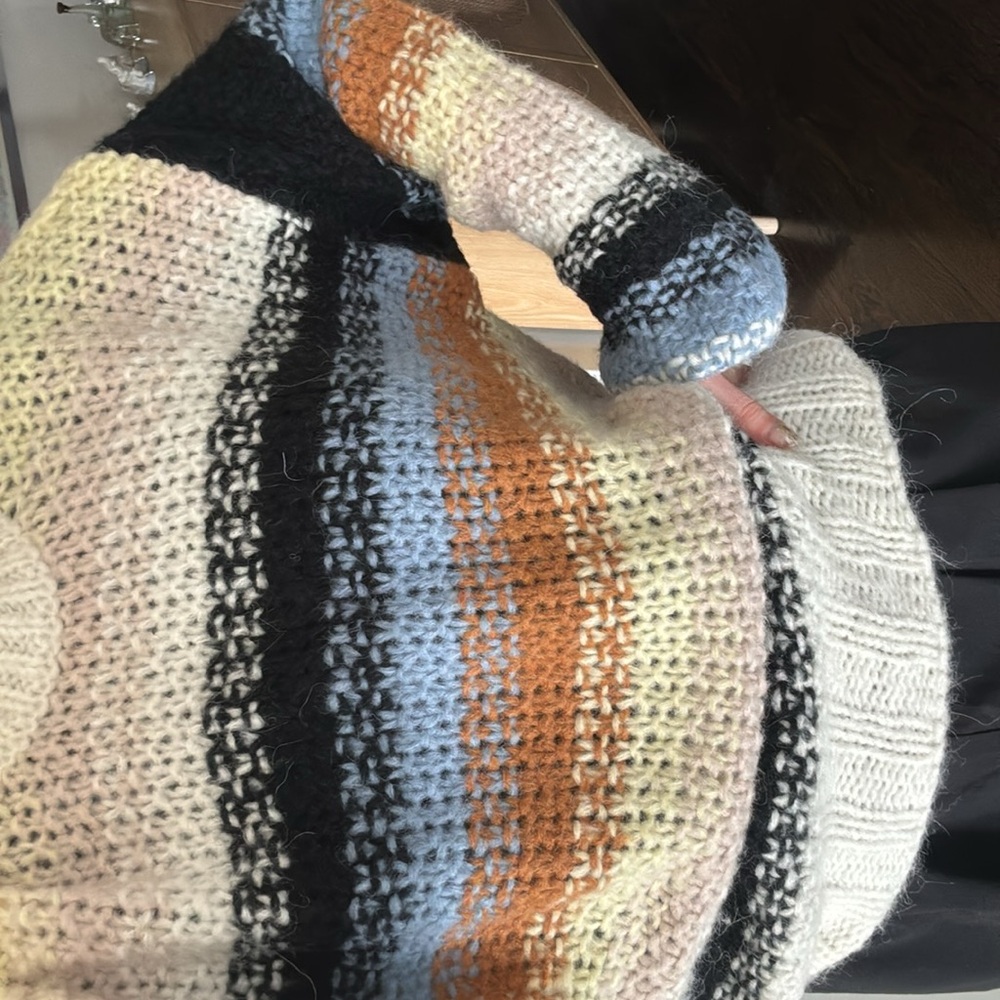 Cozy Multicolor Striped Knit - Picture 6 of 6